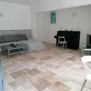 Rez De Climatise Renove, 90m2 Avec Parking Cassis